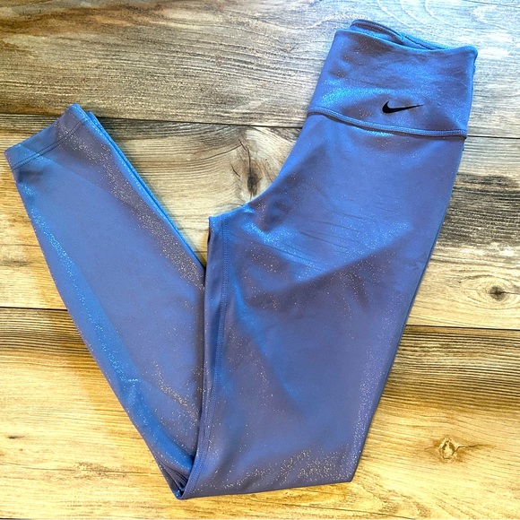 Nike shimmery leggings size  XS -worn once - Picture 1 of 3